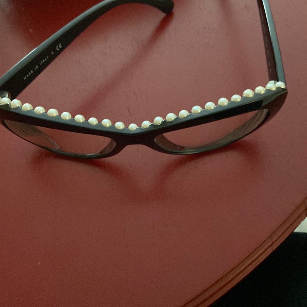 Rare Chanel Pearl Sunglasses Black